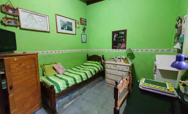 Casa en venta 4 ambientes - Moreno