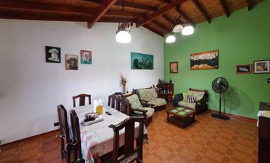 Casa en venta 4 ambientes - Moreno