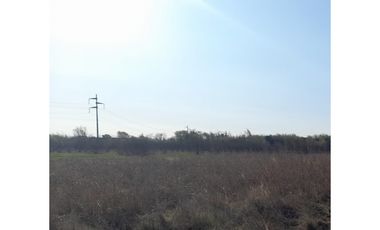 2 Lotes a Metros de Circunvalación Zona Villa Esquiu