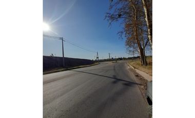 2 Lotes a Metros de Circunvalación Zona Villa Esquiu