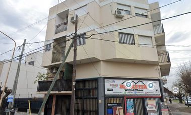 Departamento en venta de 2 dormitorios en Villa Luzuriaga