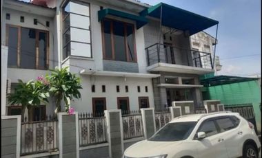 Disewakan Rumah di Duren Sawit - Jakarta Timur
