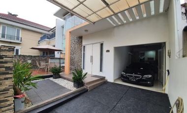 Disewakan Rumah di Duren Sawit - Jakarta Timur