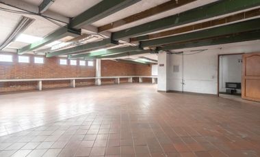 edificio en arriendo/venta en doce de octubre. Cod A27733