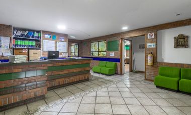 edificio en arriendo/venta en doce de octubre. Cod A27733