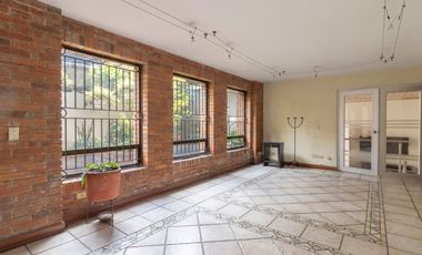 edificio en arriendo/venta en doce de octubre. Cod A27733