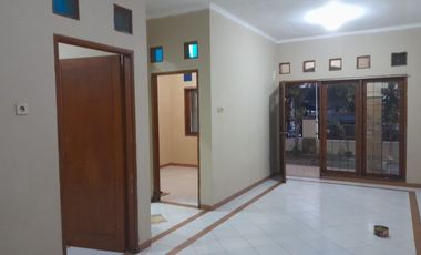 Disewakan Rumah Babatan Pratama