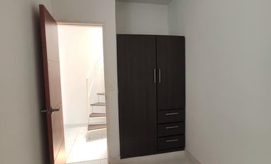 casa en venta en niza. Cod V26316