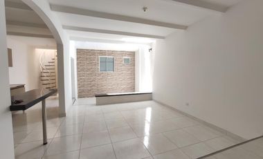casa en venta en niza. Cod V26316
