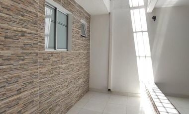 casa en venta en niza. Cod V26316