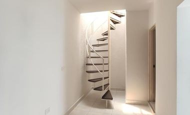 casa en venta en niza. Cod V26316