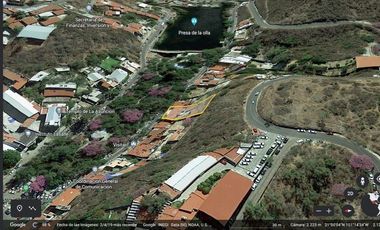 Casa en VENTA  o RENTA en Paseo de la Presa frente al parque Florencio Antillón
