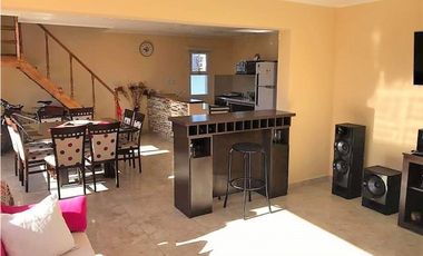 HERMOSA CASA EN COUNTRY ZURITA