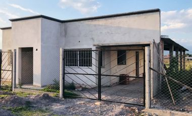 CASA EN CONSTRUCCION 3 DORM VENTA LOS NOGALES