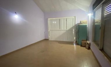 OPORTUNIDAD INVERSORES CASA EN VENTA