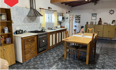 CASA (Calle 63 e/ 20 y 22)