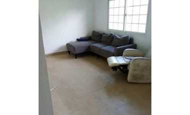 VENDO CASA EN LA CHORRERA VILLAS DEL CAMPO 3R