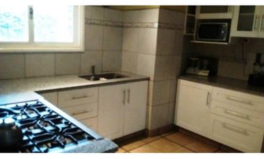 Chalet 5 ambientes en esquina. Garage/quincho zona Chauvin