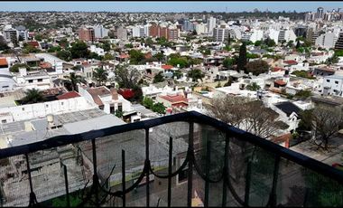 B° GRAL PAZ-Impecable Departamento 2 Dorm c/Balcón-75 mts2-Calefacción Central-Av.Patria