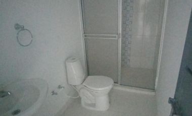 casa en venta en la granja. Cod V12765