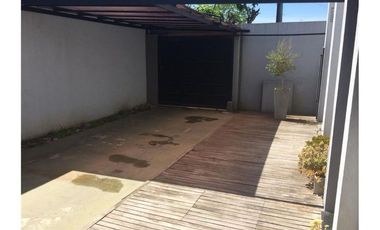 Casa en venta en Bernal Oeste