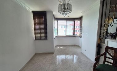 apartamento en arriendo en la floresta. Cod A125577