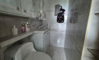 apartamento en arriendo en la floresta. Cod A125577