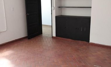 oficina en arriendo/venta en la playa. Cod V11013