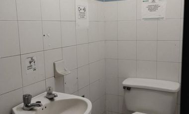 oficina en arriendo/venta en la playa. Cod V11013