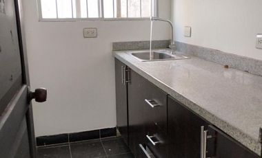 oficina en arriendo/venta en la playa. Cod V11013