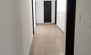 oficina en arriendo/venta en la playa. Cod V11013