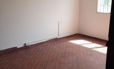 oficina en arriendo/venta en la playa. Cod V11013