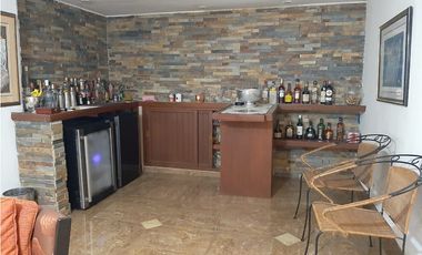 VENDO DOS CASAS CON PISCINA EN SAN FRANCISCO