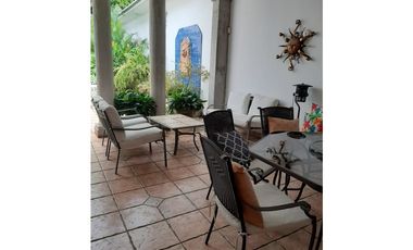 VENDO DOS CASAS CON PISCINA EN SAN FRANCISCO