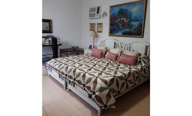 VENDO DOS CASAS CON PISCINA EN SAN FRANCISCO