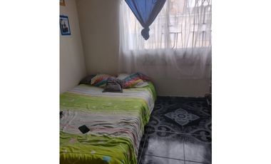 Casa de 2 pisos en Quintas de Santa Ana
