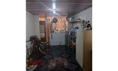 Casa de 2 pisos en Quintas de Santa Ana