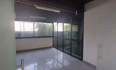 Excelente Edificio para Oficinas en Renta 235 m2 en Napoles.  PB