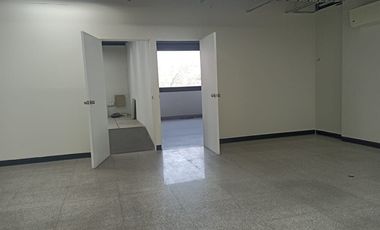 Excelente Edificio para Oficinas en Renta 235 m2 en Napoles.  PB