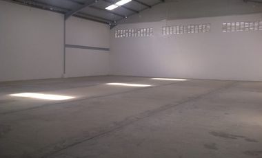 Se Alquila Galera 1.006 Mts Pque Ind Pacora USD$3,300,oo