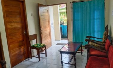 Rumah gagak sipat dekat colomadu