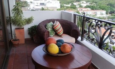 casa en venta en los patios, la  floresta. Cod V11100