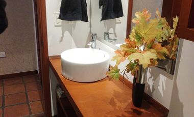 casa en venta en los patios, la  floresta. Cod V11100