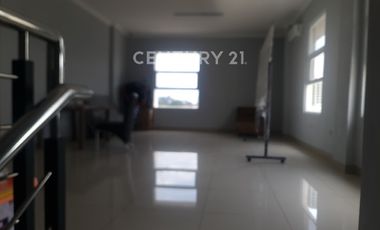 Rumah Di Singgasana  Jl Prahasta Barat.