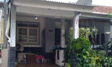 Rumah Murah Sudah Renovasi di Taman Tampak Siring Sentul City