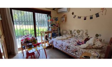 Parcela en Batuco con Casa Estilo Chilena 4D y 3B