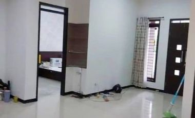 Di Sewakan Rumah Siap Huni 4 Kamar Lokasi Strategis di Jl. Turangga, Lengkong Bandung