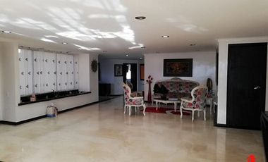 apartamento en venta en el poblado. Cod V5920