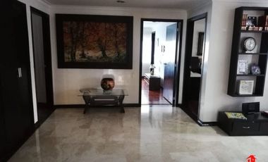 apartamento en venta en el poblado. Cod V5920