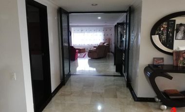 apartamento en venta en el poblado. Cod V5920